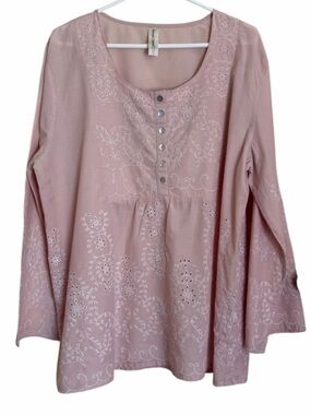Embroidered Pink Peasant Blouse with Button Front. Size 3X